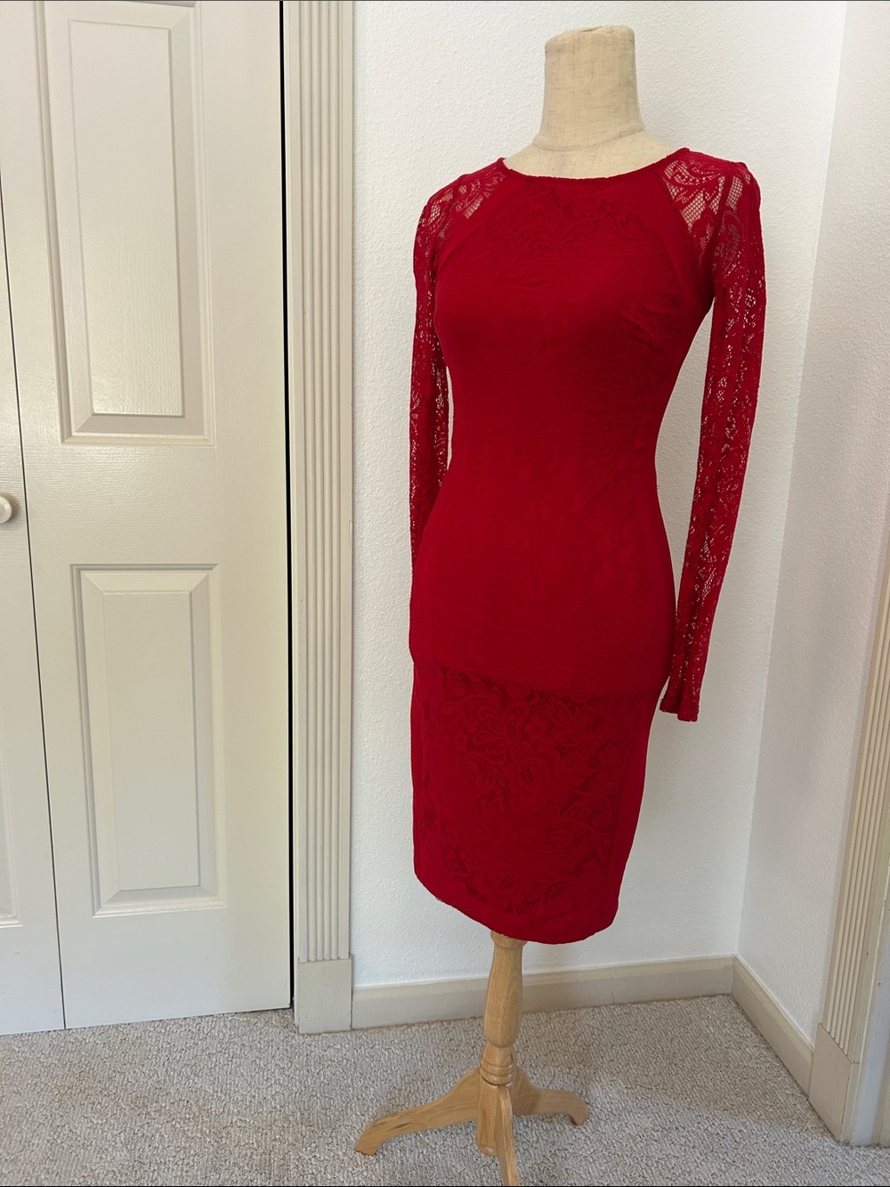 Mystic Red Lace Midi Dress